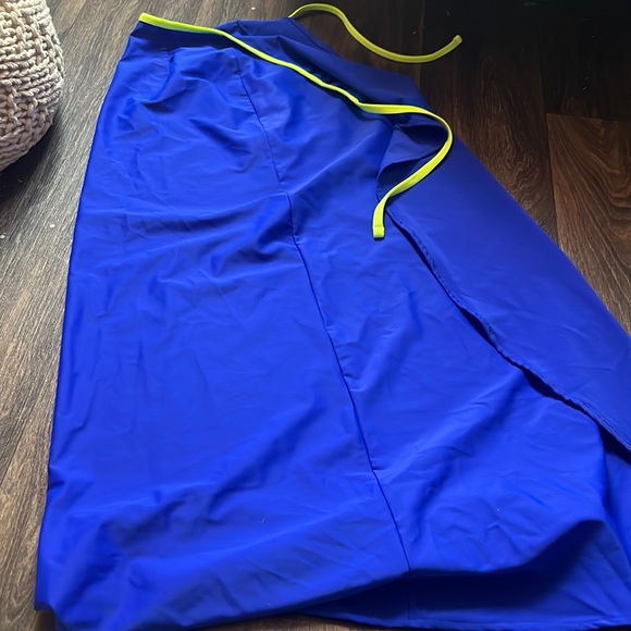 Olivia Wrap Skirt in Azul - Picture 6 of 8